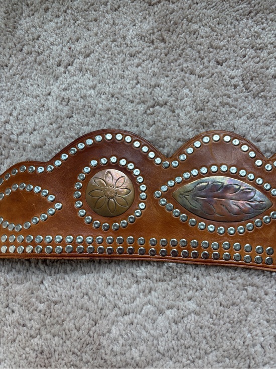 Vintage Wide Tooled Leather Scalloped Belt Oversized Buckle Boho Western Waist